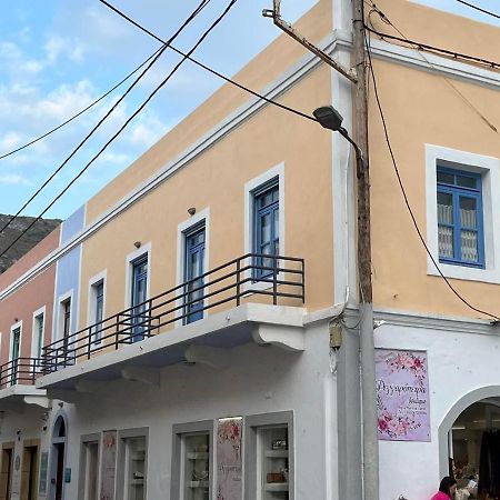 Almira Studios And Apartments Agia Marina  Exteriör bild