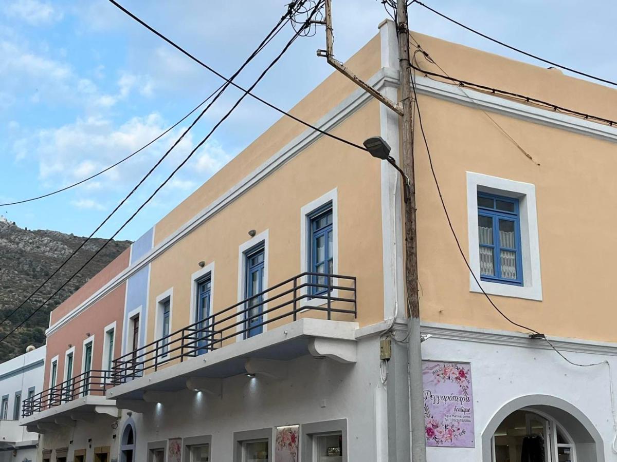Almira Studios And Apartments Agia Marina  Exteriör bild