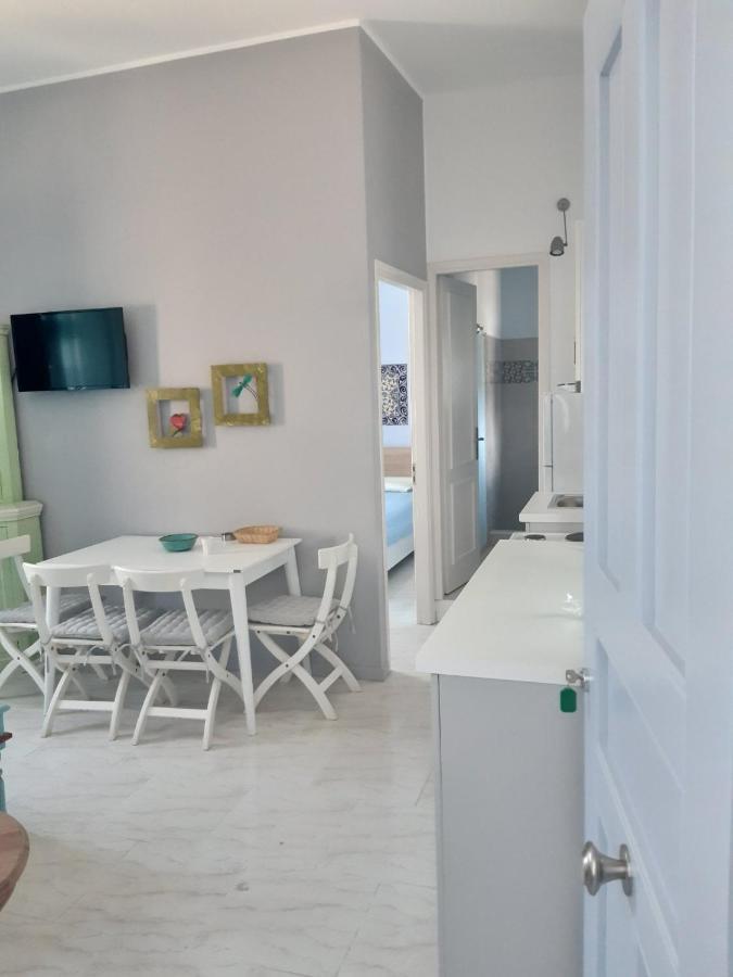 Almira Studios And Apartments Agia Marina  Exteriör bild